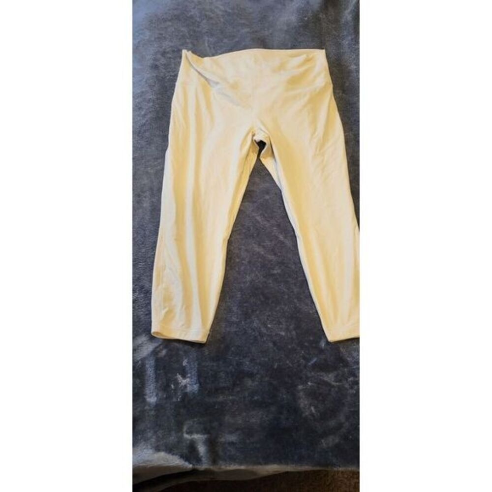 Lululemon Align High-Rise‎ Crop 21 Nulu Leggings Yellow Size 20